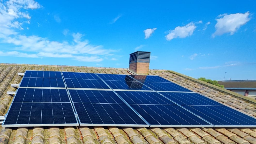 Instalación de placas solares para autoconsumo en Aragón